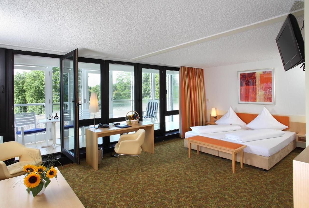 Best Western Premier Parkhotel Бад-Мергентгайм Екстер'єр фото
