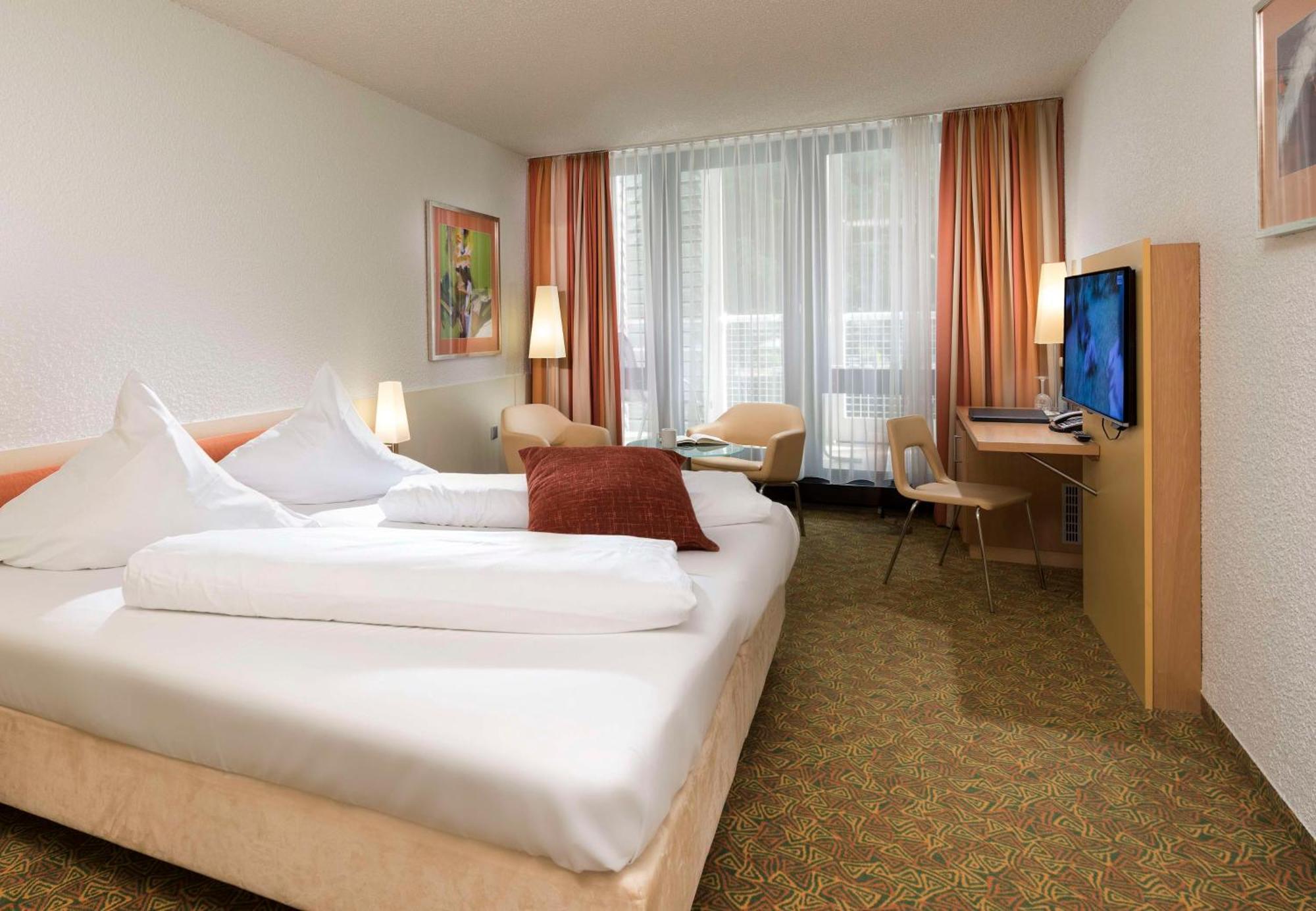 Best Western Premier Parkhotel Бад-Мергентгайм Екстер'єр фото